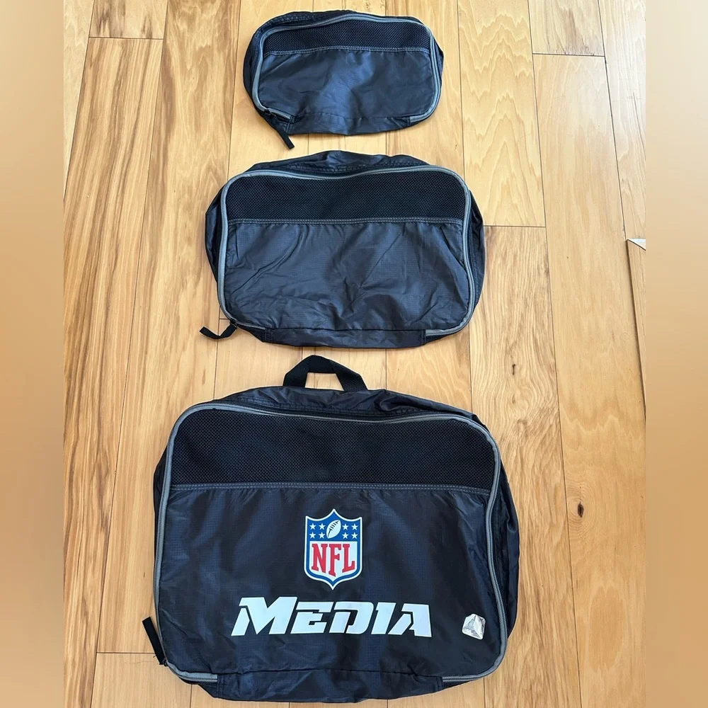 NWOT Set of 3 Packing Cubes “NFL MEDIA” new without tags